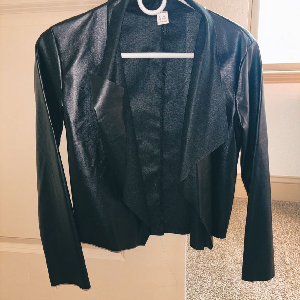 Chic Black Open Front Jacket